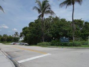 Additional Parking at Jupiter Public Beach